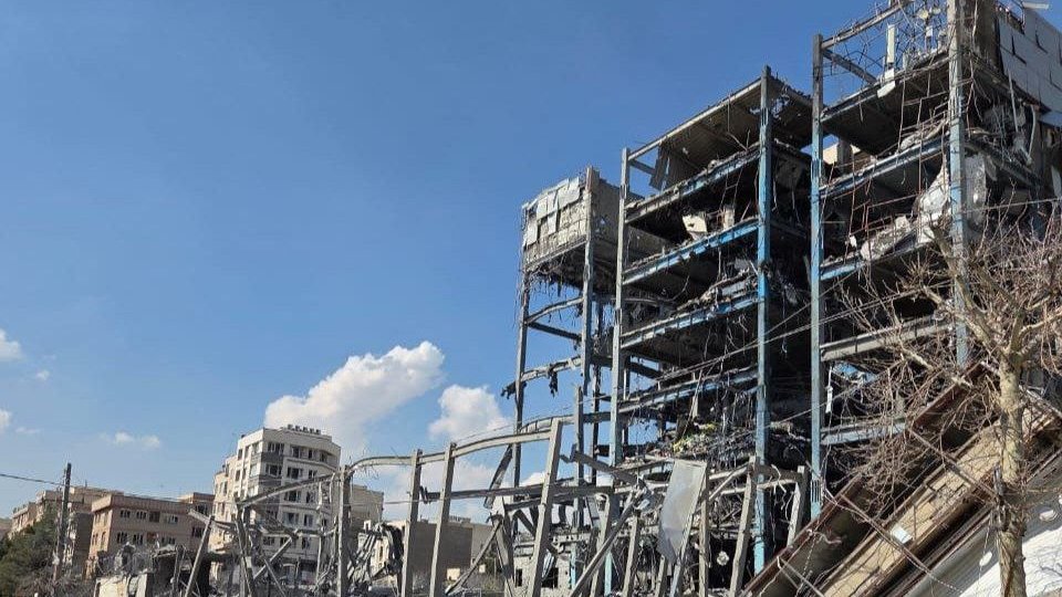 İranda 21,7 mindən çox qeyri-hərbi məkan vurulub - Qırmızı Aypara Cəmiyyəti