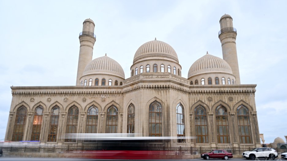Bakının müqəddəs ziyarətgahı - Bibiheybət məscidi