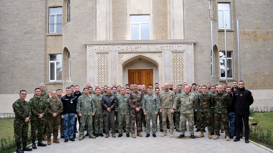 Baku hosts NATO course