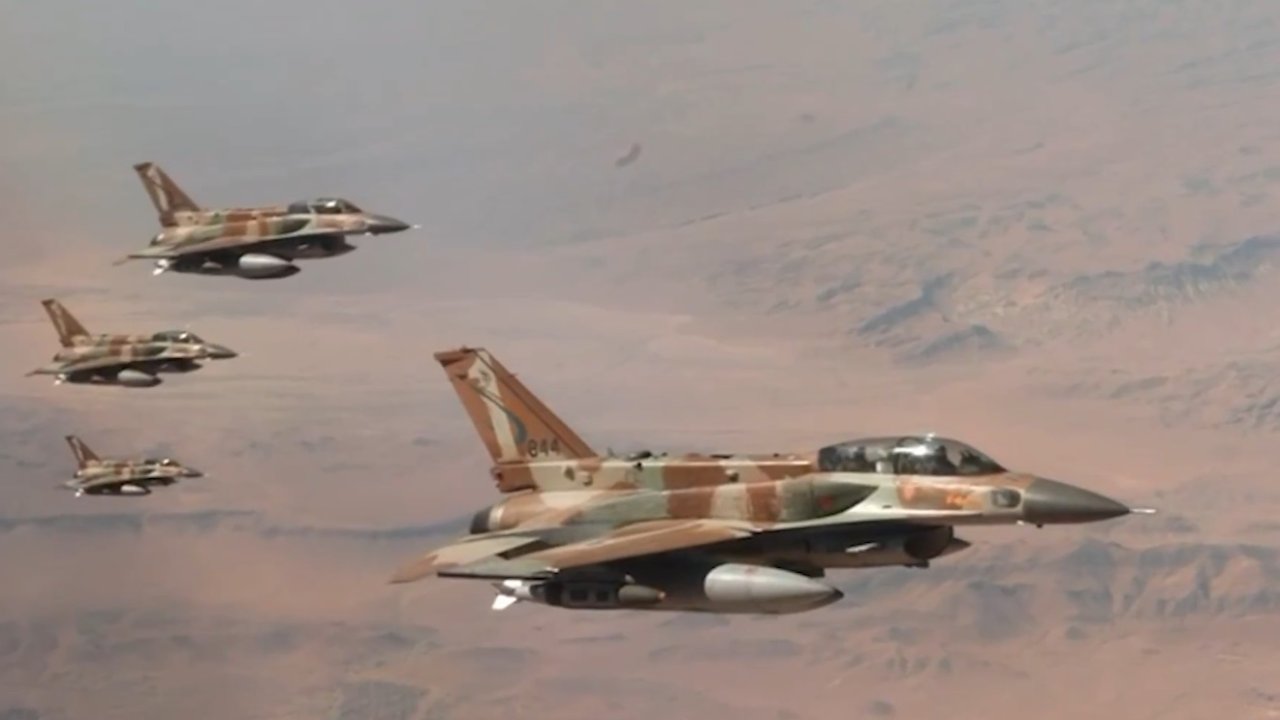 İsrail ordusu Xameneinin təyyarəsini vurub