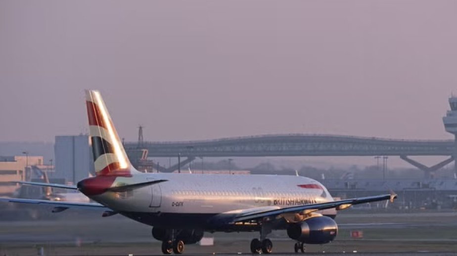 “British Airways” Yaxın Şərqə uçuşların təxirə salınması müddətini uzadıb