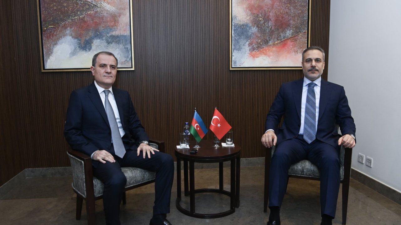 Ceyhun Bayramov Hakan Fidanla Ər-Riyadda görüşüb