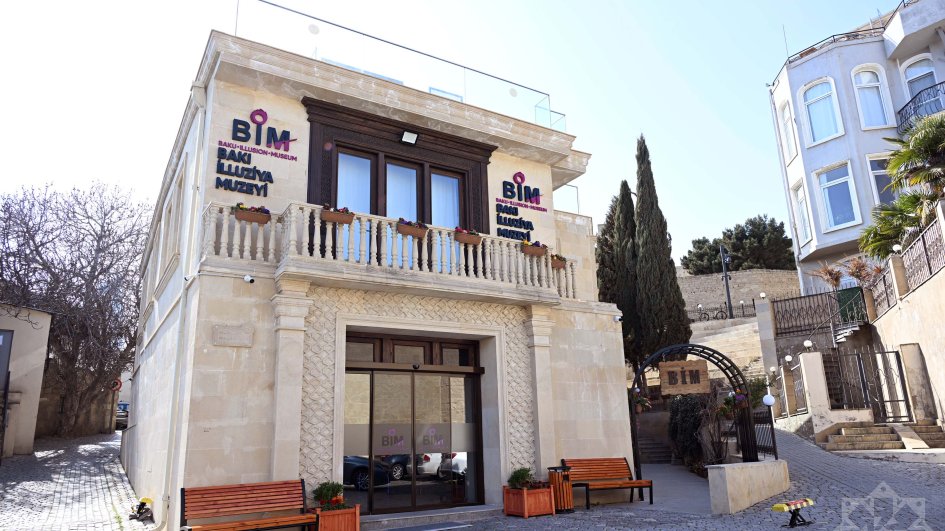 Gördüyünüz hər şey həqiqətdirmi? – Bakı İllüziya Muzeyi