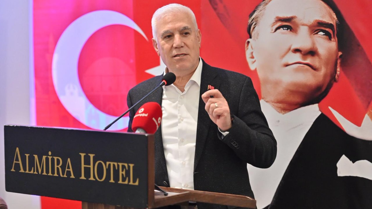 Türkiyədə Bursa şəhərinin meri və ailə üzvləri saxlanılıb