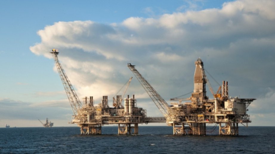 Azeri Light crude surpasses $132 per barrel