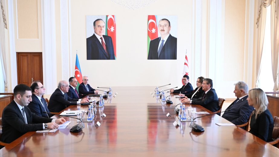 Azerbaijani PM meets with Turkish Cypriot counterpart
