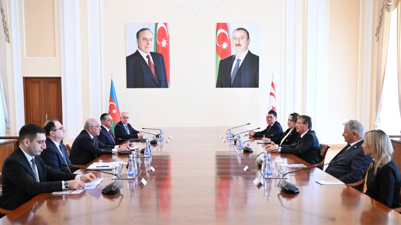 Azərbaycan və ŞKTC arasında əlaqələrin inkişaf perspektivləri müzakirə olunub