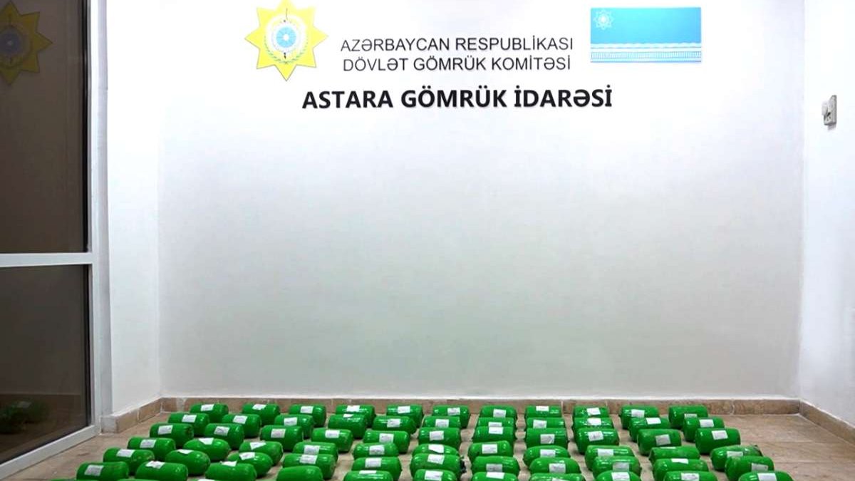 Gömrükdə 100 kiloqramdan artıq narkotik vasitə aşkar edildi (VİDEO)