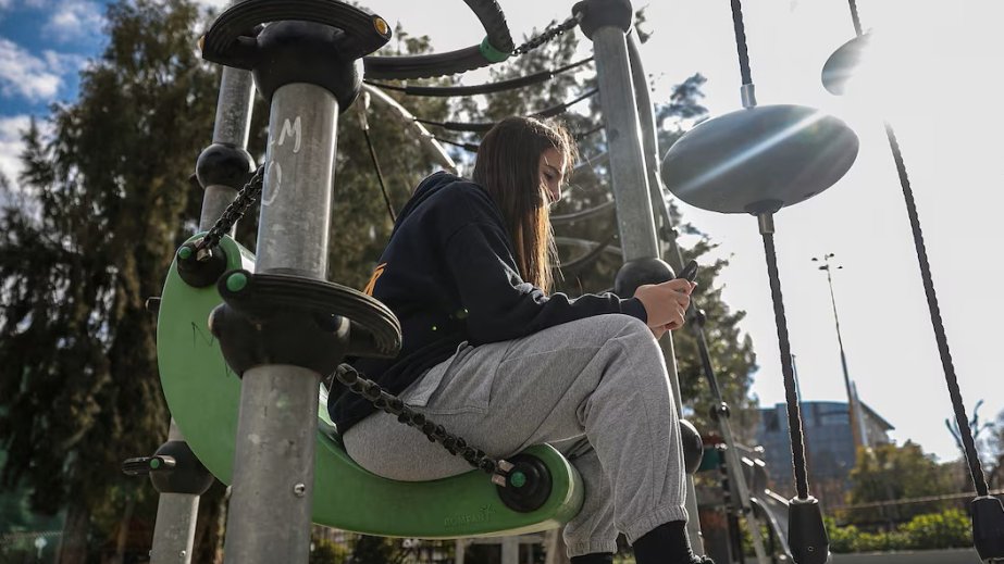 Ahead of Greek social media ban, parents desperate to separate children from phones