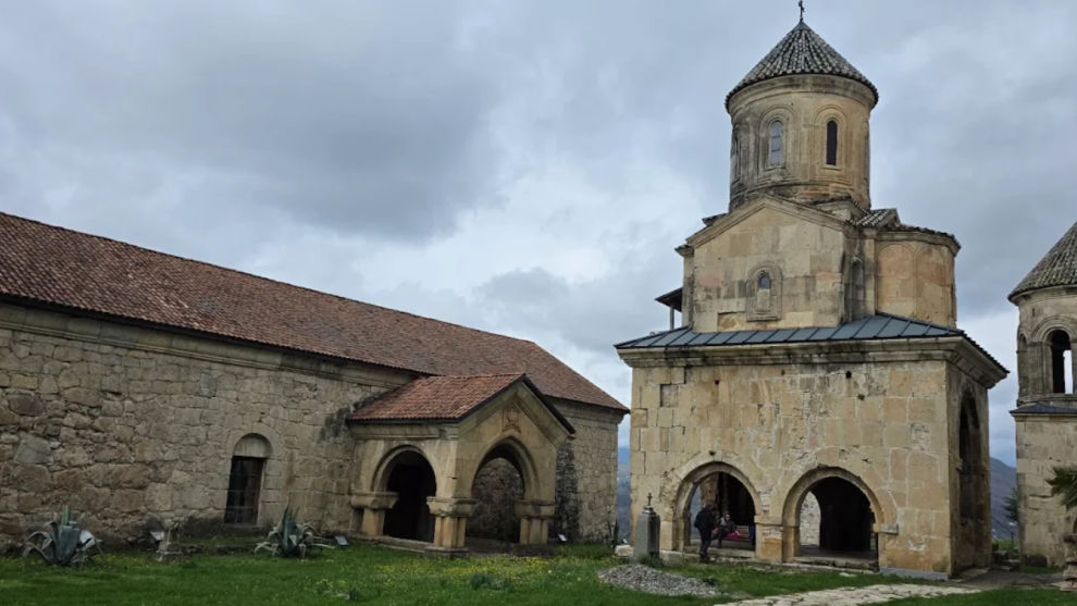 Gelati - Azərbaycan mədəniyyəti nümunəsinin saxlanıldığı məbəd