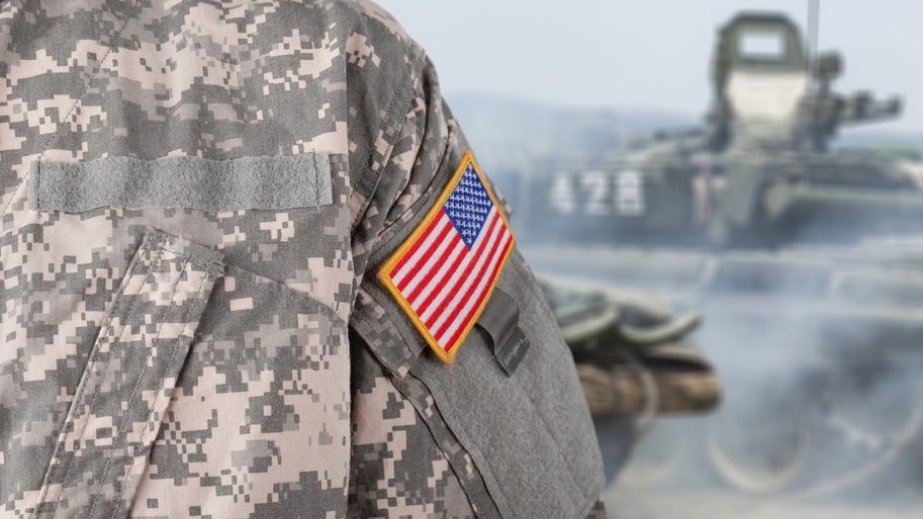 Küveyt hava bazasına hücum nəticəsində azı 15 amerikalı yaralanıb