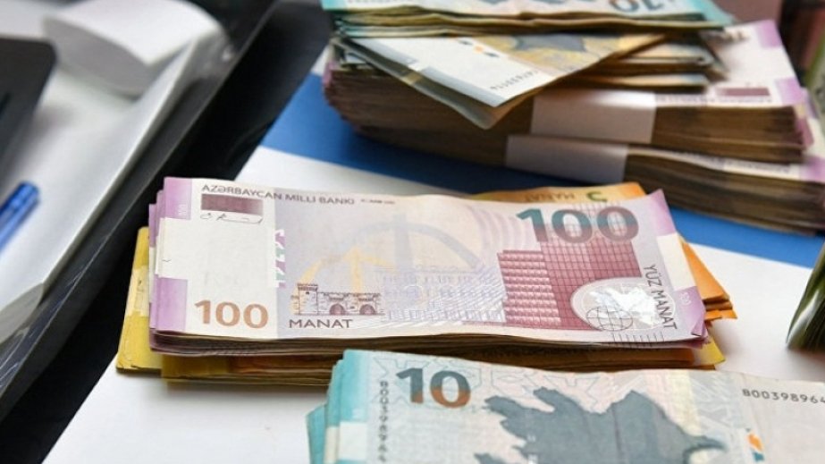 Büdcə gəlirləri 9,6 milyard manata çatıb