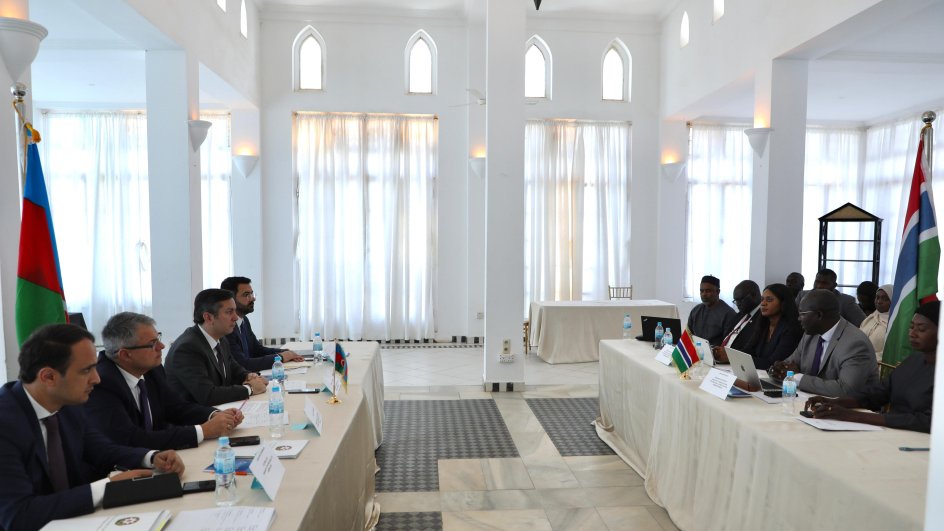 Foreign Ministries of Azerbaijan and Gambia hold first round of political consultations