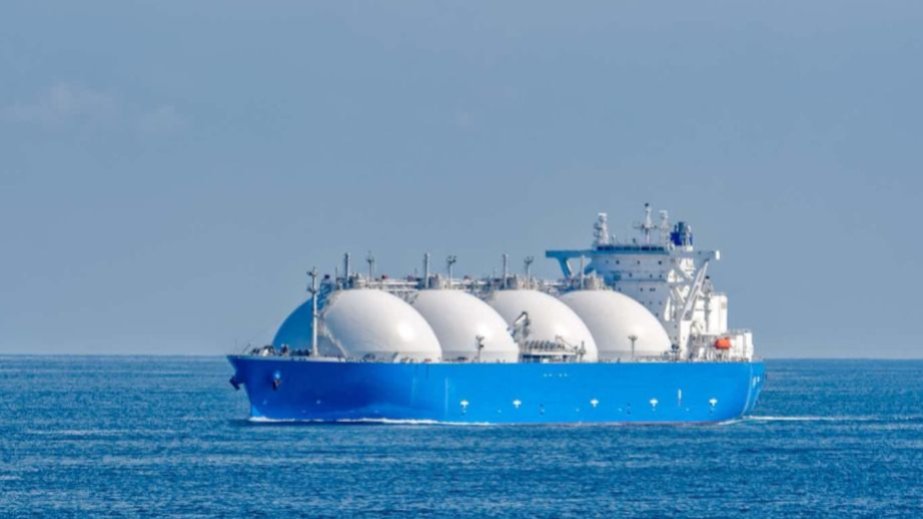 Körfəzdə 800 gəmi Hörmüz boğazından keçmək üçün gözləməkdədir