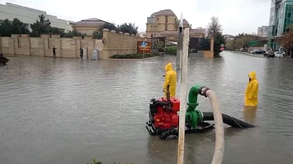 Azərbaycanda yağışlardan sonra bəzi evlərin qiyməti ucuzlaşdı : ərazilər məlum oldu