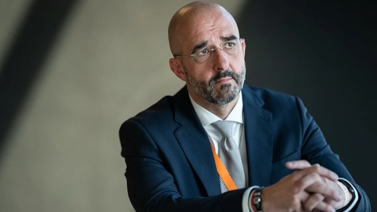 Zoltan Kovaç: Macarıstan "qızıl karvan"ı işi üzrə yeni təfərrüatları açıqlayıb