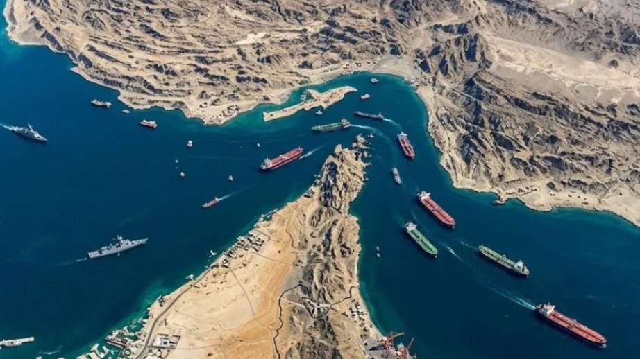 İran atəşkəsə Hörmüz boğazını bağlamaqla nail oldu