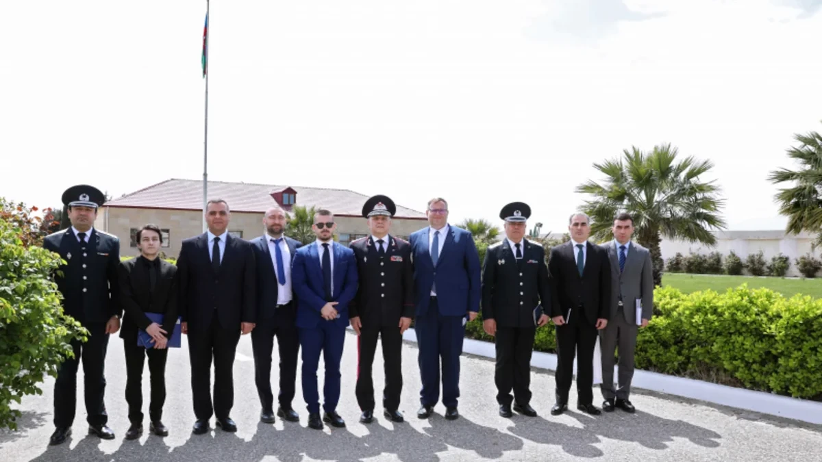 Slovakiya Ombudsmanı Bakıda miqrantların və istintaq altında olanların saxlanma şəraiti ilə tanış olub - YENİLƏNİB
