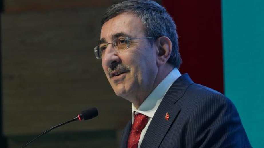 Cevdet Yılmaz: ABŞ-İran danışıqlarının davamlı sülhlə nəticələnməsini ümid edirik