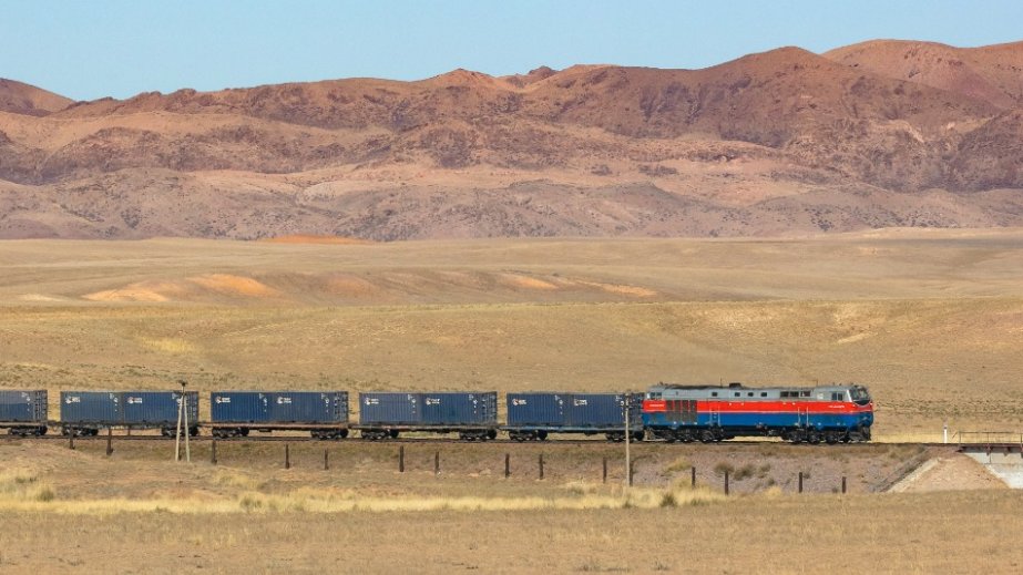 Orta Dəhlizlə konteyner daşımalarının həcmində 34 faizlik artım