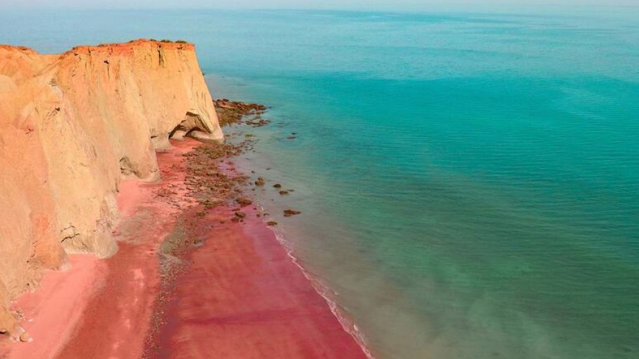 BMT-nin Baş katibi Hörmüz boğazında naviqasiya azadlığına hörmətlə yanaşmağa çağırıb
