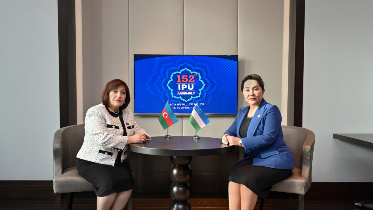 Sahibə Qafarova İstanbulda özbəkistanlı həmkarı ilə görüşdü