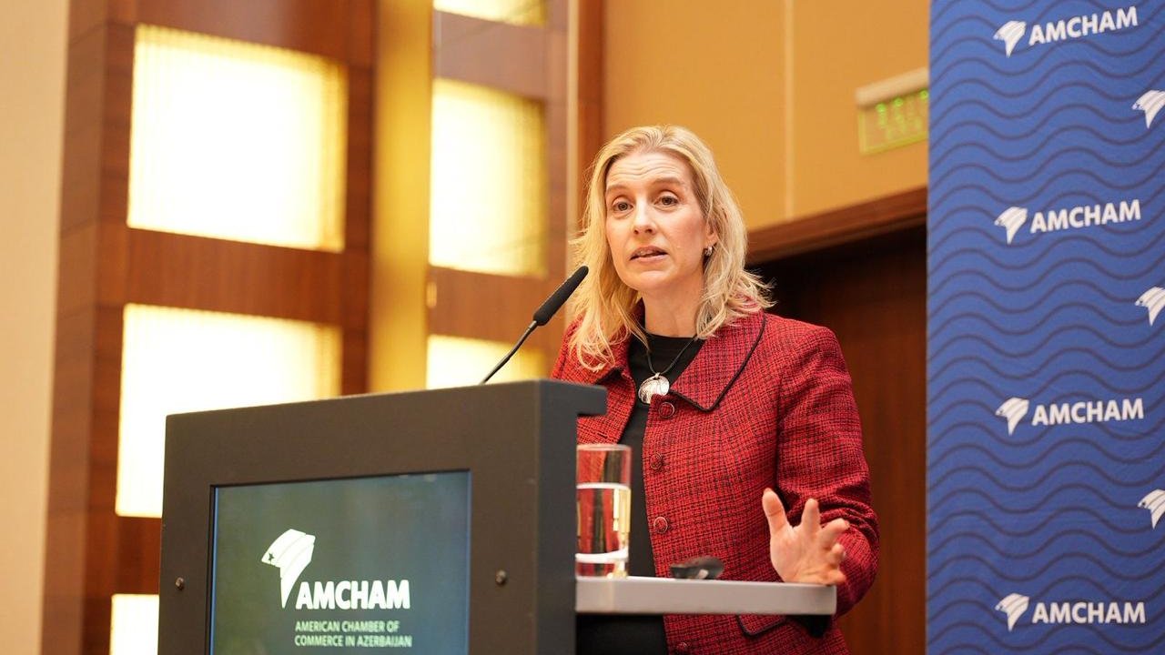 ABŞ-nin müvəqqəti işlər vəkili ABŞ–Azərbaycan iqtisadi əməkdaşlığının genişləndirilməsi barədə danışıb