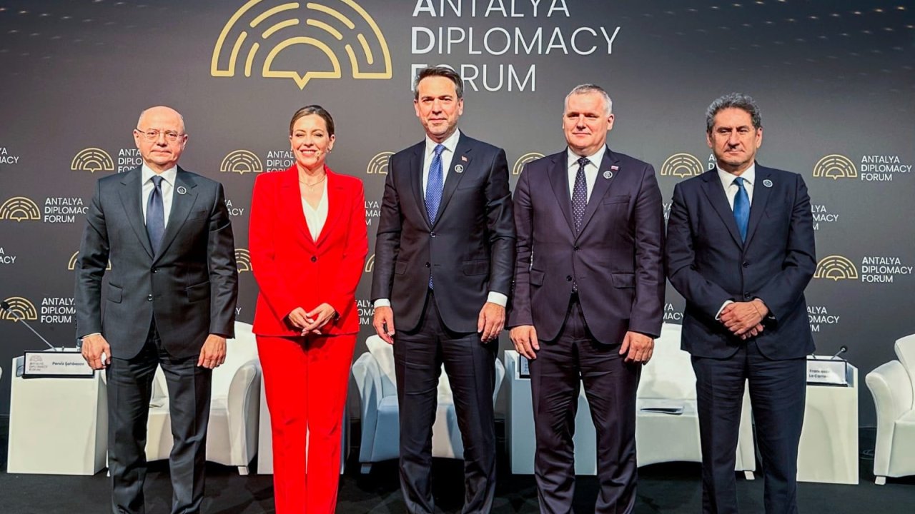 Azərbaycanın enerji diplomatiyası Türkiyədə təqdim olunub