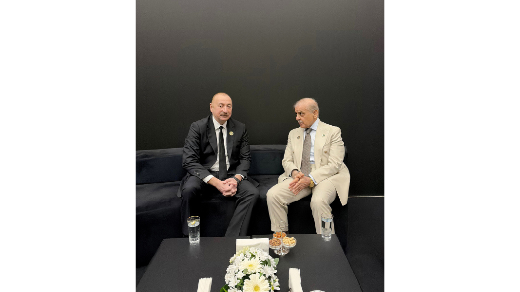 Prezident İlham Əliyev Antalya Diplomatiya Forumu çərçivəsində Pakistanın Baş naziri ilə görüşüb