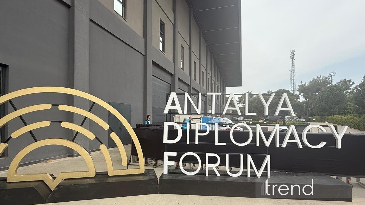 V Antalya Diplomatiya Forumu öz işinə başlayıb
