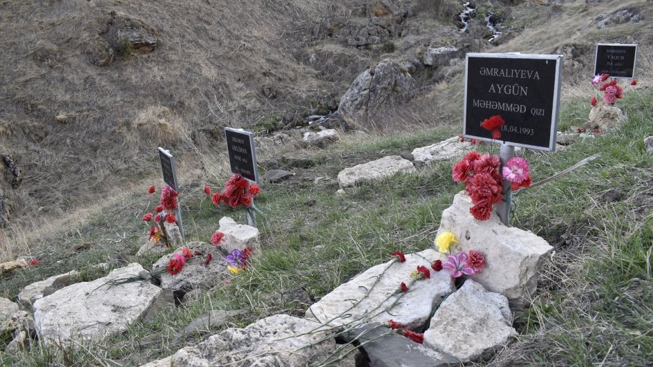 Bu gün Başlıbel faciəsindən 33 il ötür