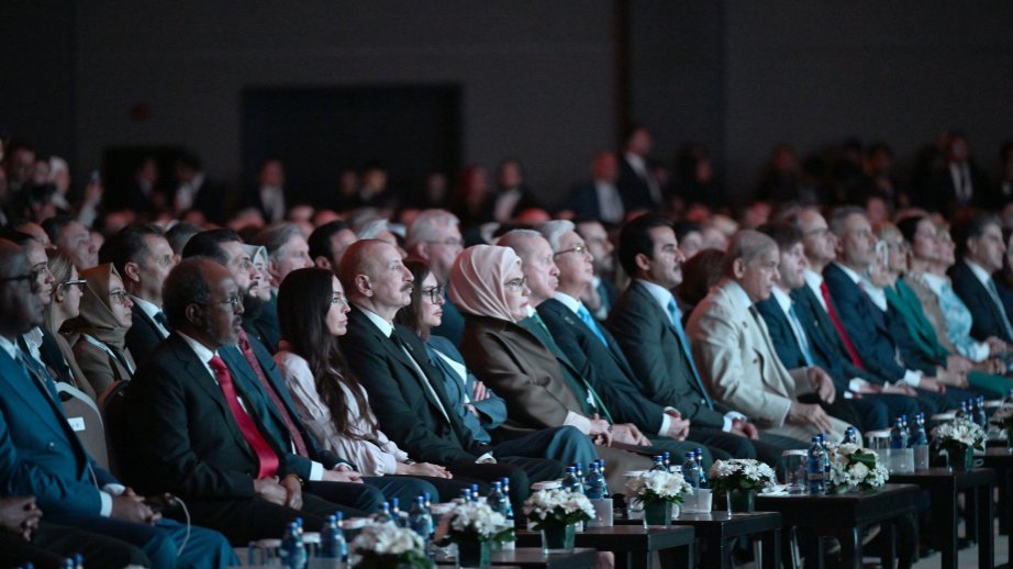 Antalya forumunda fəal iştirak edən Azərbaycan regional diplomatiyada aktiv rol oynayır - Türk jurnalist