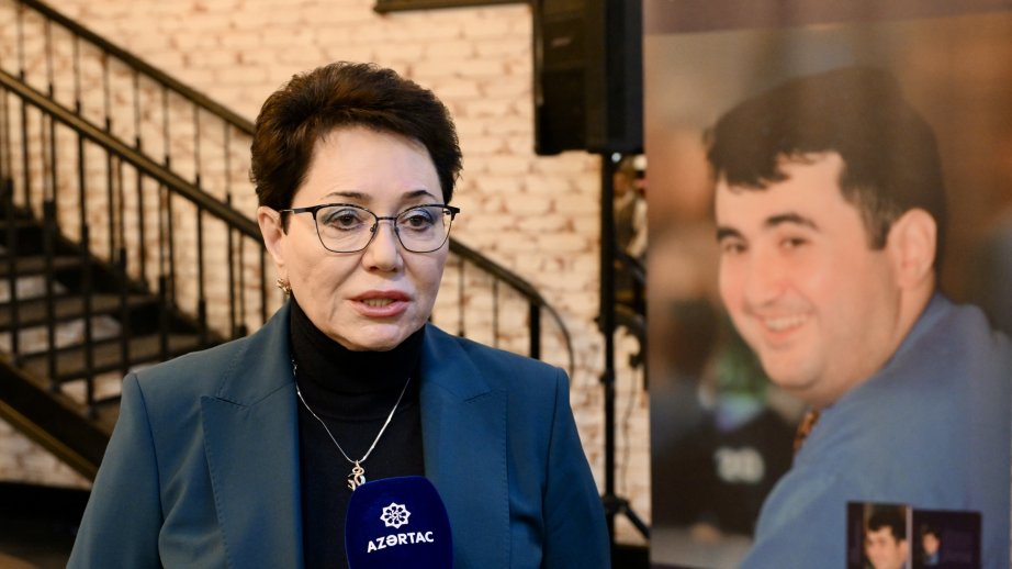 Elmira Axundova: “Anar Məmmədxanov. Kapitanın taleyi” kitabı tezliklə Azərbaycan dilində təqdim olunacaq
