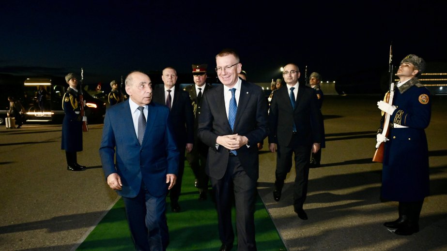 Latviya Prezidenti Edqars Rinkeviçs Azərbaycana rəsmi səfərə gəlib