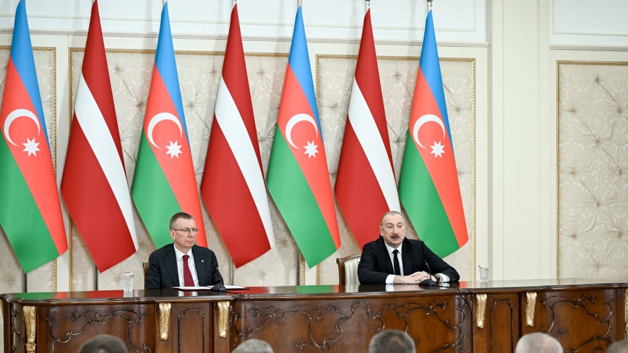 President Ilham Aliyev informs Latvian counterpart about Azerbaijan-Armenia peace process