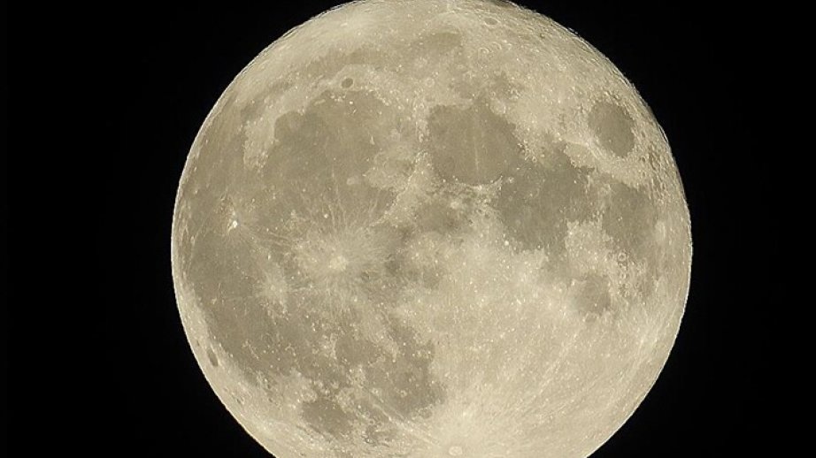 Chinese scientists discover two new lunar minerals