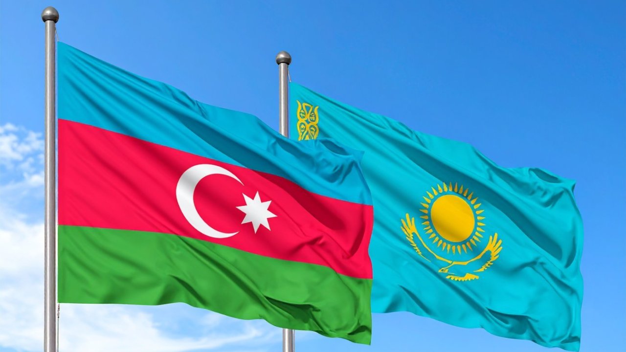 Azərbaycan və Qazaxıstan arasında ticarət-iqtisadi əməkdaşlıq üzrə birgə hökumətlərarası komissiyanın yeni tərkibi təsdiqlənib - SƏRƏNCAM