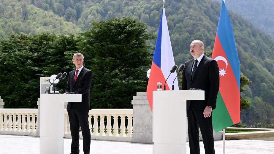 President Ilham Aliyev: We have a very active political dialogue with the Czech Republic