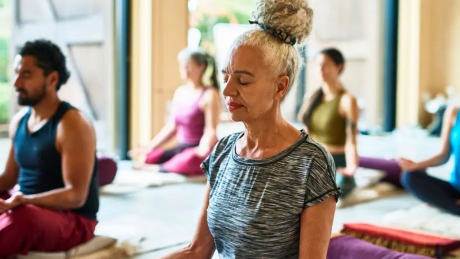 UK healthy life expectancy falls by two years in past decade