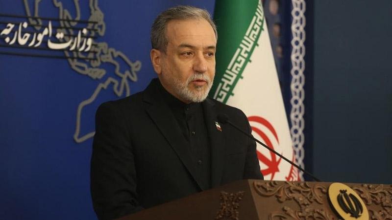 Arakçi: Müzakirələrdə ölkənin maraqlarını təmin etməliyik