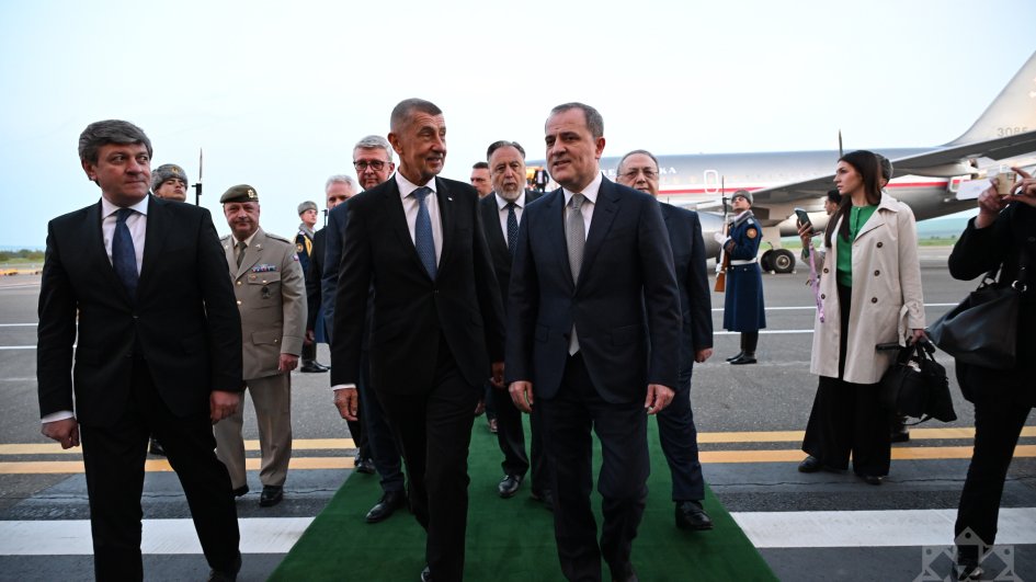 Çexiyanın Baş naziri Azərbaycana səfərə gəlib