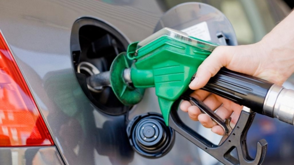 Baş nazir benzin və dizel yanacağı ilə bağlı qərar imzaladı