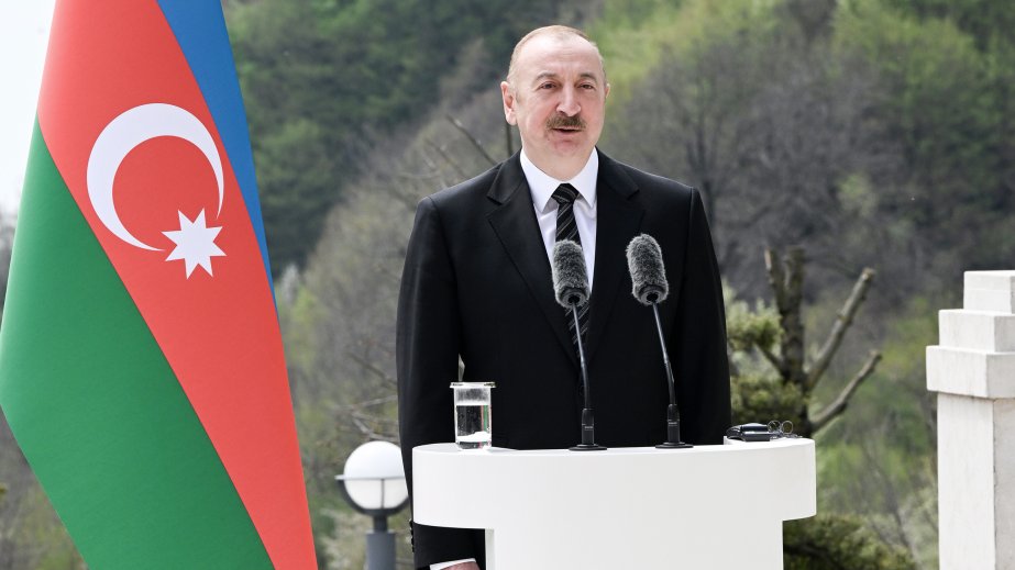 Prezident İlham Əliyev: Hərbi təyinatlı məhsulların birgə istehsalı ilə bağlı konkret layihələr üzərində danışıqlar gedir