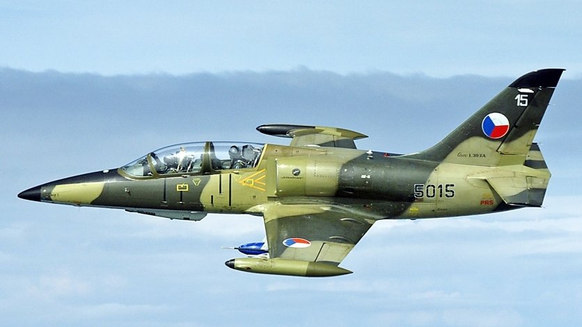 Çexiya Azərbaycana yeni nəsil hərbi təlim təyyarəsi təqdim etdi