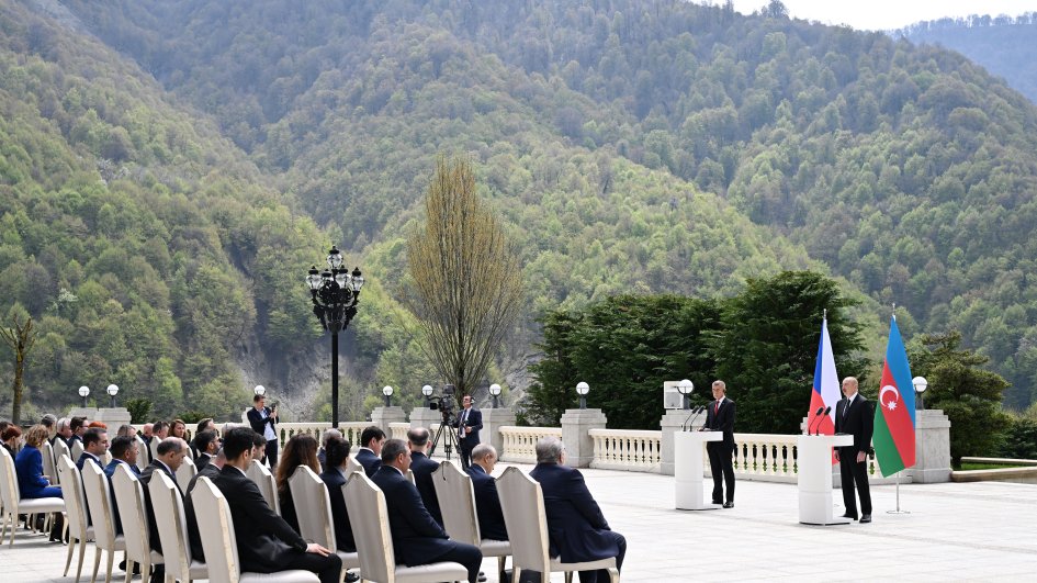 Prezident İlham Əliyev: Azərbaycan və Çexiya energetika sektorunda çox etibarlı tərəfdaşlardır