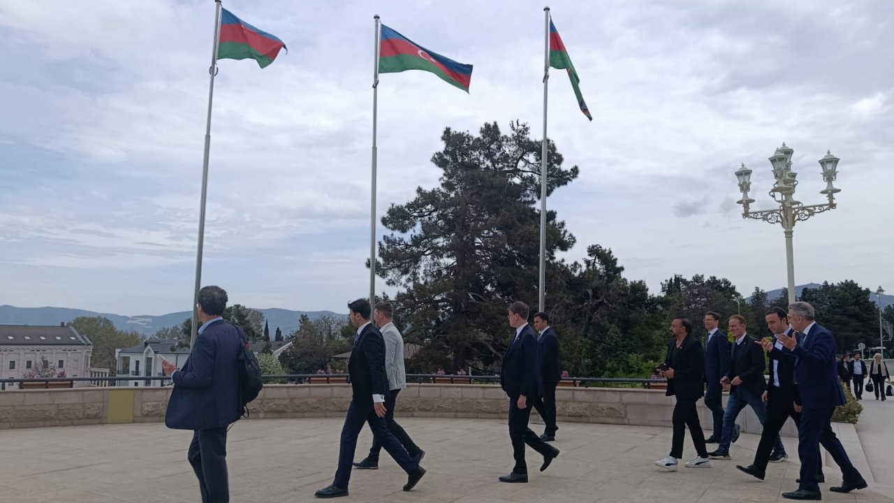 Xarici diplomatlar Xankəndi ilə tanış oldular