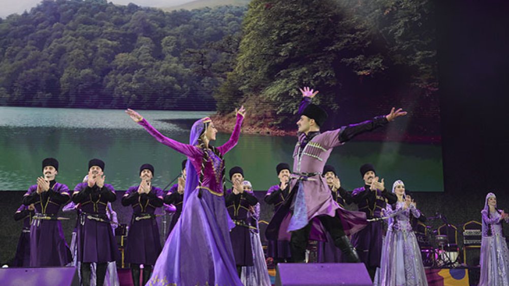 Bu gün Beynəlxalq Rəqs Günüdür