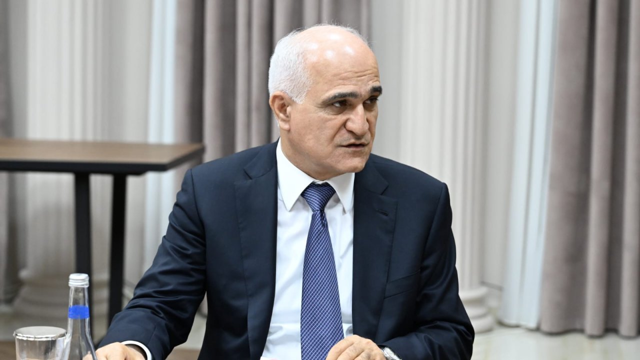 Şahin Mustafayev Ermənistanda səfərdədir