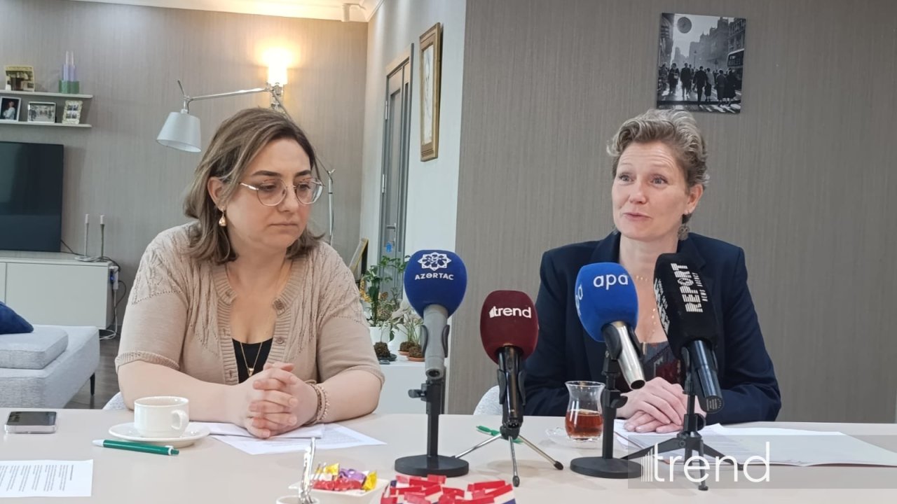 Niderland yeni Baş nazirinin Bakıya səfər imkanını nəzərdən keçirir - Səfir