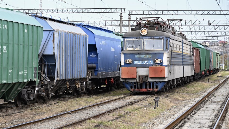 Another shipment of Russian products to Armenia transits through Azerbaijani territory